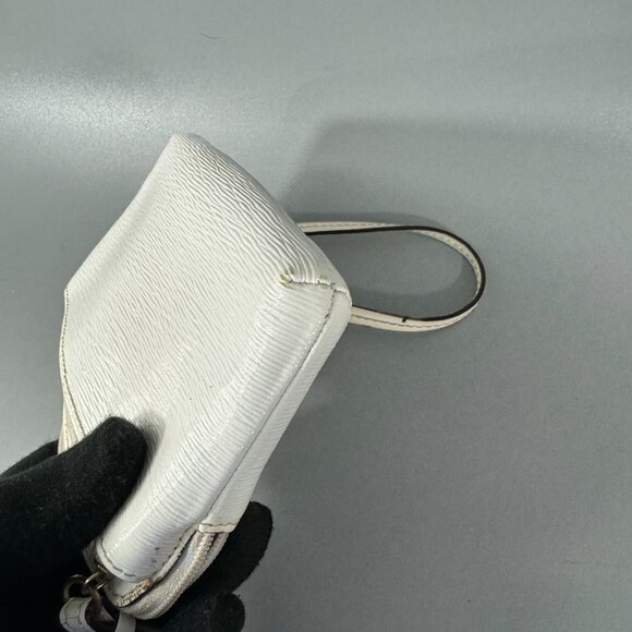 Coach White Leather Wristlet - Picture 14 of 14